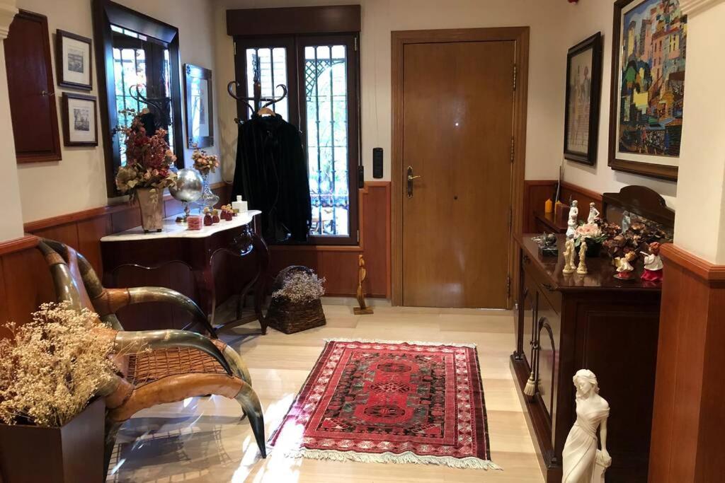 Casa En Granada Con Hermoso Jardin, Parking Calle מראה חיצוני תמונה